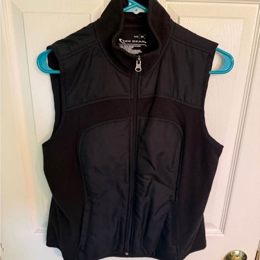 Women’s Tek Gear Black Vest